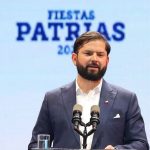 “No bajemos la bandera, que brille siempre la estrella”: Boric recita décimas de su autoría en inauguración de las fondas del Parque O’Higgins