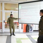 Carabineros de Fresia refuerza labor preventiva con charla sobre responsabilidad penal adolescente